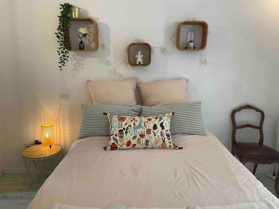 Charming Studio To Venelles 10 Minutes From Aix Exterior foto